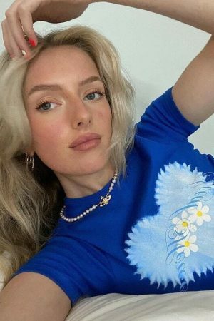 Blue Heart Print Y2K Crop Tee | Streetwear Aesthetic Daisy T-shirt Women's Cute E-Girl Top