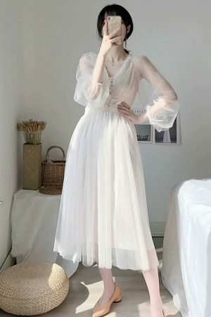 Elegant Puff Sleeve A-Line Dress with Lace Mesh Detail