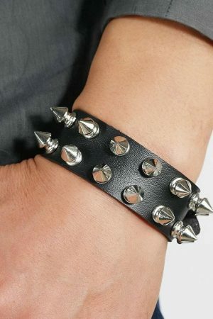 Handmade Punk Leather Spike Bracelet - Y2K Leather Cuff with Spikes