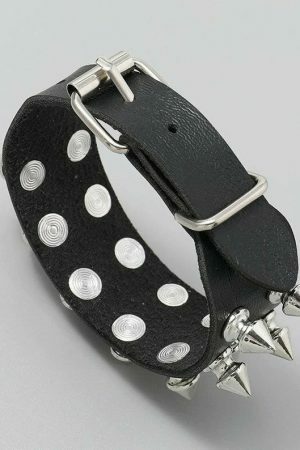 Handmade Punk Leather Spike Bracelet - Y2K Leather Cuff with Spikes