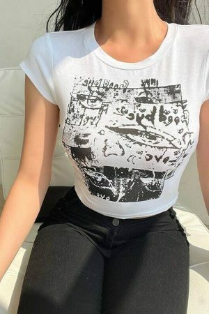 Korean Print White Crop Top | Abstract Printed T-shirt | Eye Graphic Aesthetic Streetwear Fashion | Trending Kawaii Fashion | Y2K Trash Tee

Optimized Title: Korean Print White Crop