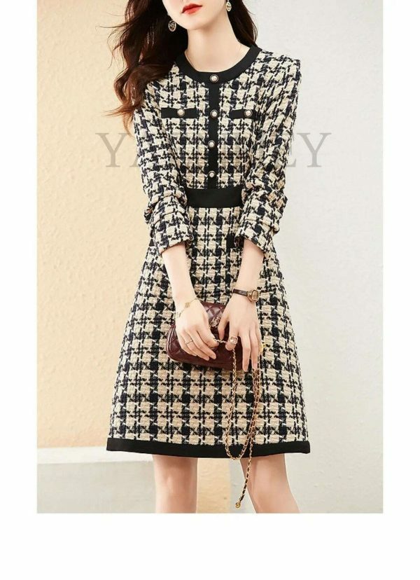 Luxury Y2K Tweed Mini Dress with Gold Button - Streetwear Fashion