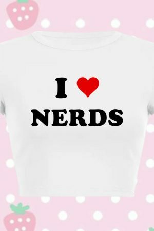 Nerds Love Me Y2K Aesthetic Crop Tee Graphic T-Shirt