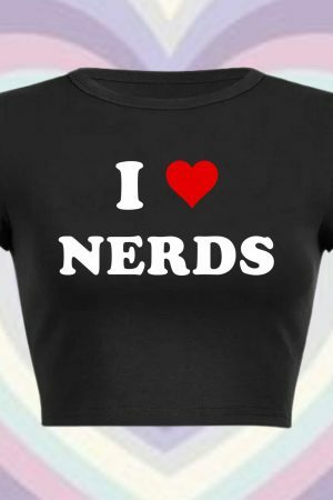 Nerds Love Me Y2K Aesthetic Crop Tee Graphic T-Shirt