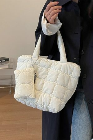 Quilted Y2K Messenger Tote Bag for Her - Fluffy Lightweight Shoulder Underarm Capacity - Christmas Gift