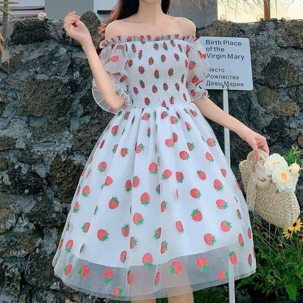 Strawberry Lace Chiffon Sweet Dress with Casual Puff Sleeve for Women