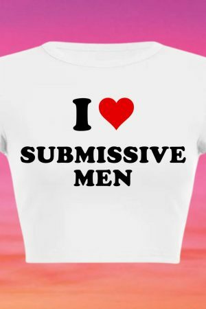 Submissive Men Slogan Crop Tee Y2K Aesthetic Baddie Girl Graphic T-Shirt