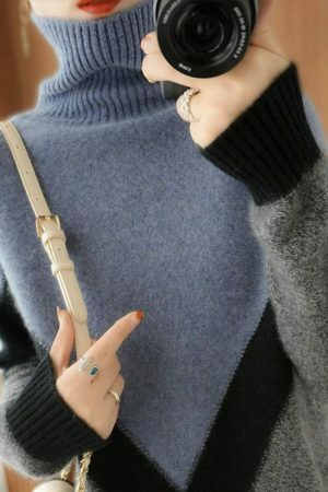 Y2K Aesthetic Turtleneck Sweater for Women - Cozy Winter Streetwear