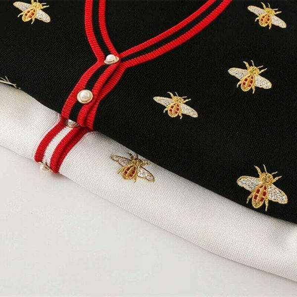 Y2K Bee Embroidery Streetwear Cardigan Sweater