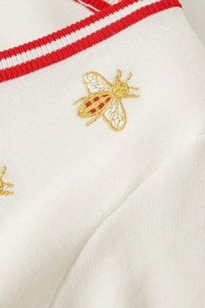 Y2K Bee Embroidery Streetwear Cardigan Sweater