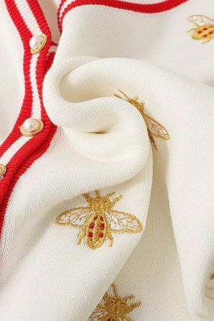 Y2K Bee Embroidery Streetwear Cardigan Sweater