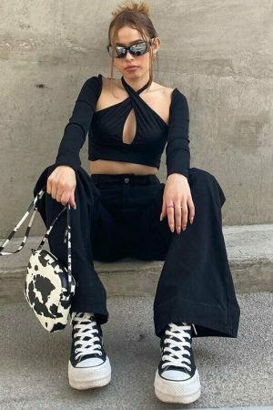 Y2K Black Halter Crop Top: Sexy Streetwear Aesthetic