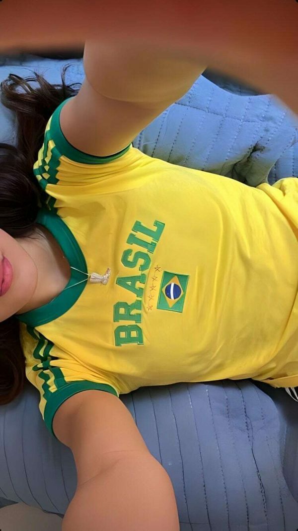 Y2K Brasil Crop Top - Soccer Aesthetic Tee, 90s 2000s Brazil Shirt