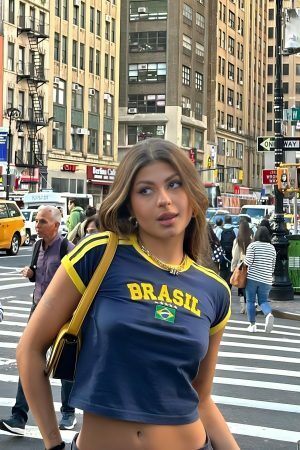 Y2K Brasil Crop Top - Soccer Aesthetic Tee, 90s 2000s Brazil Shirt