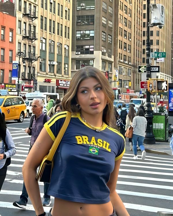 Y2K Brasil Crop Top - Soccer Aesthetic Tee, 90s 2000s Brazil Shirt