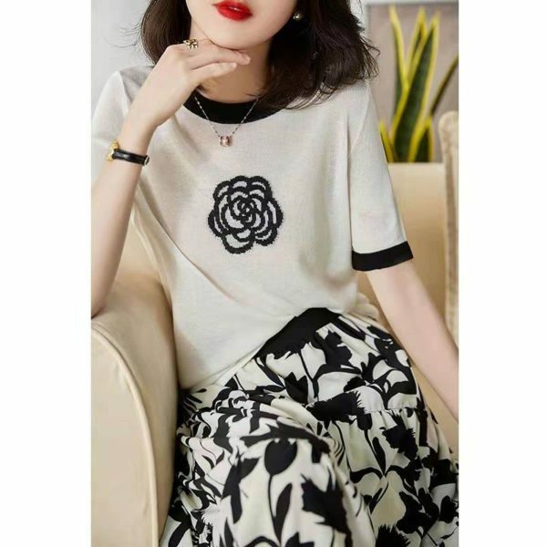 Y2K Camellia Embroidered Short-Sleeve Tee | Streetwear Women's Knit Top