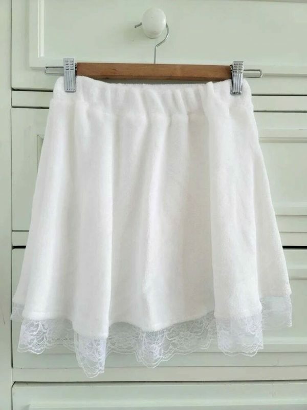 Y2K Coquette Dollette White Faux Fur Streetwear Skirt