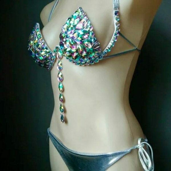 Y2K Diamond Gem Bikini Set with Tassel Skirt - Streetwear Matching Outfit