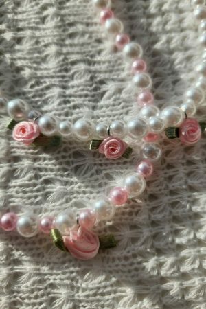 Y2K Fairycore Beaded Necklace, Coquette Aesthetic White Pearl Roses Choker, Rave Festival Birthday Jewelry