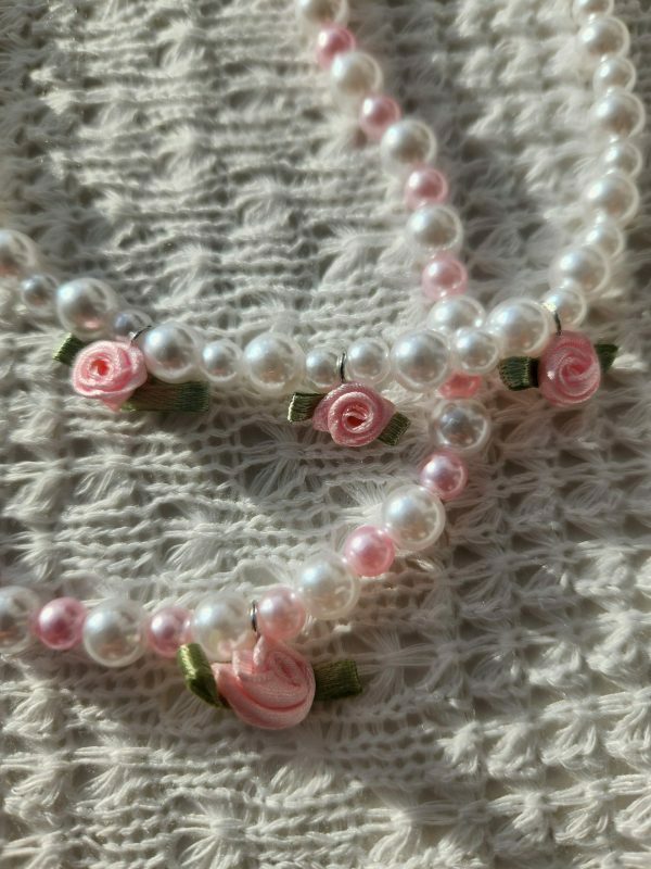 Y2K Fairycore Beaded Necklace, Coquette Aesthetic White Pearl Roses Choker, Rave Festival Birthday Jewelry