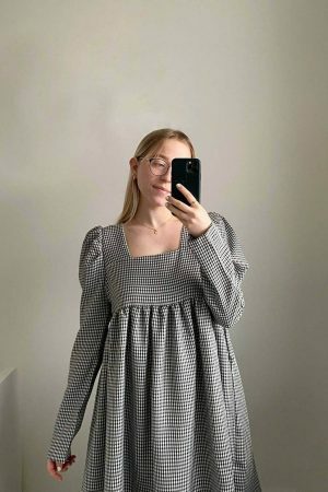 Y2K Gingham Babydoll Dress with Long Sleeves