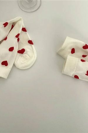 Y2K Heart Print Crew Socks for Women - White - Size 3-8 UK