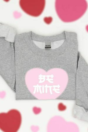 Y2K Heart Sweatshirt: Trendy Lovecore Valentine's Day Gift