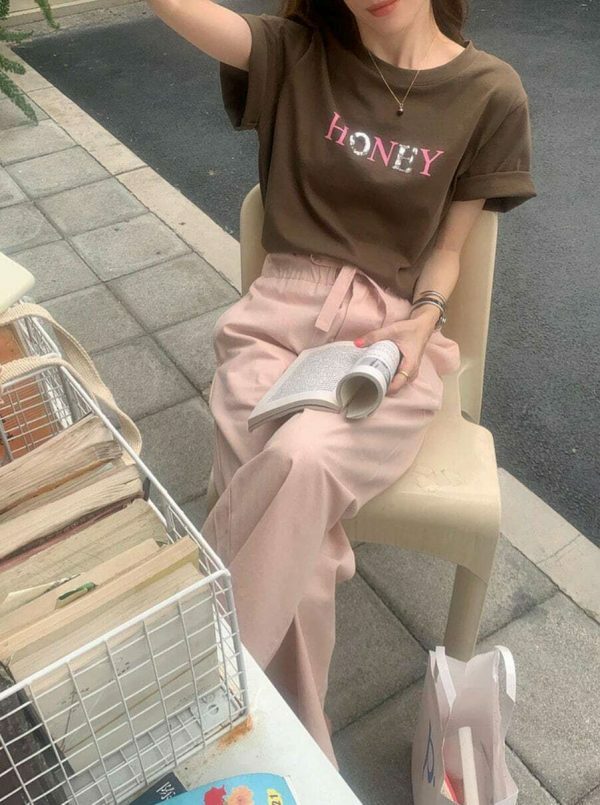 Y2K Honey Text Graphic Box T-shirt in Korean Streetwear Style