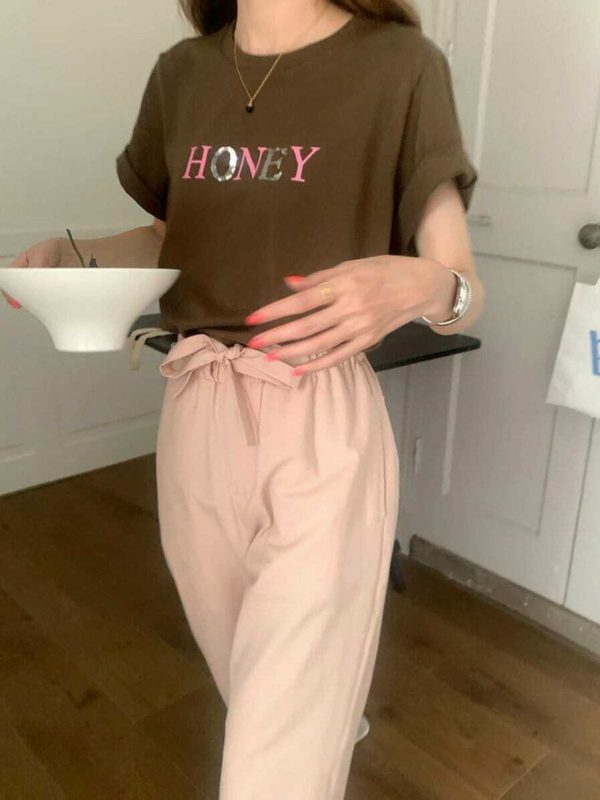 Y2K Honey Text Graphic Box T-shirt in Korean Streetwear Style