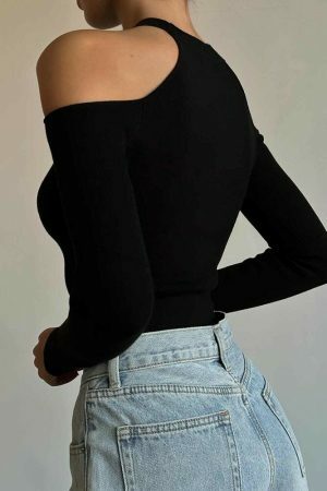 Y2K Knitted Black Crop Jumper - Off Shoulder Long Sleeve Streetwear