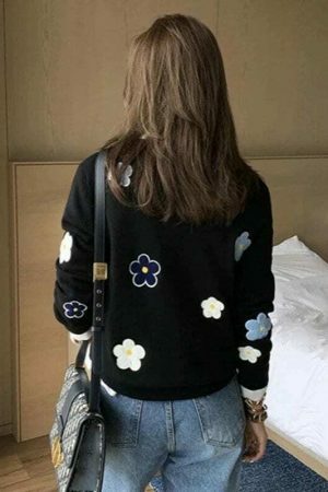 Y2K Korean Floral Embroidery Harajuku Daisy Streetwear Sweater