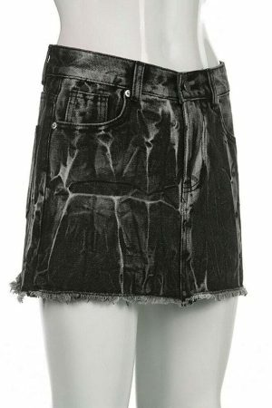 Y2K Low Waist E-girl Denim Mini Skirt with Zipper Closure