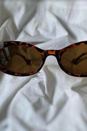 Y2K Oval Sunglasses for Her