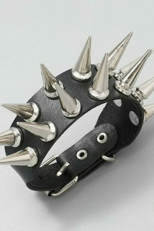 Y2K Punk Leather Bracelet Spike Studded Rivet Chain Cuff Bangle Set