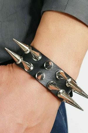 Y2K Punk Leather Bracelet Spike Studded Rivet Chain Cuff Bangle Set