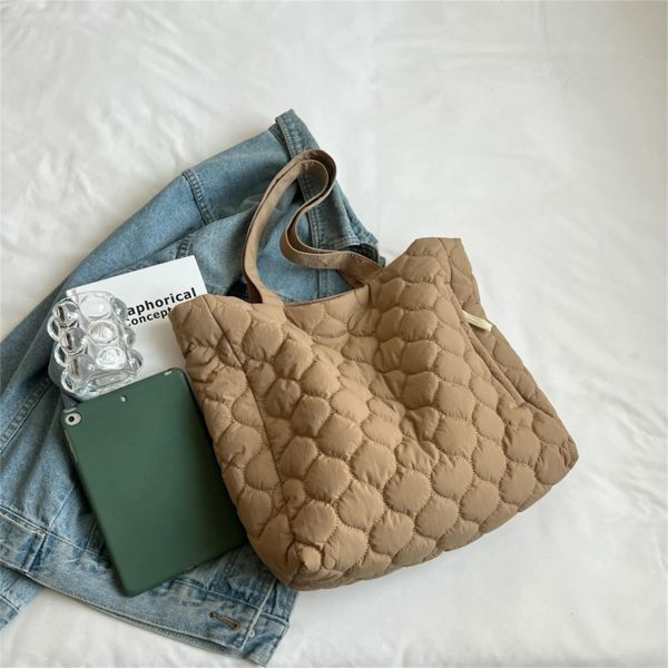 Y2K Quilted Shoulder Bag with Fluffy Cloud Design