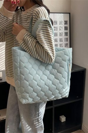 Y2K Quilted Shoulder Bag with Fluffy Cloud Design