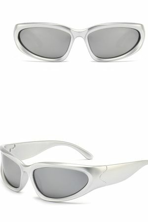 Y2K Silver Mirror Sunglasses with Futuristic Streetwear Aesthetic