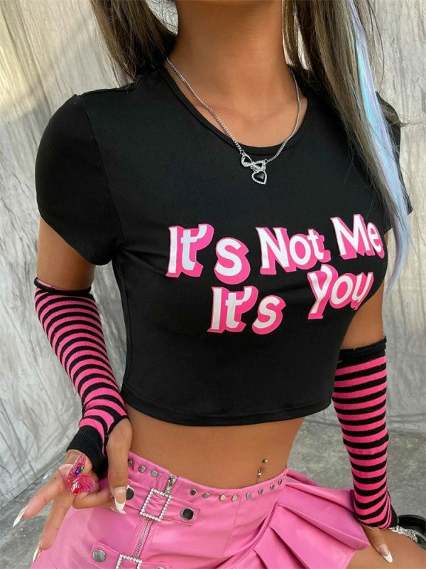 Y2K Slogan Crop Tee - It's You, Not Me - 2000s Text T-shirt - 90s Aesthetic Streetwear - Kawaii Girl Fashion