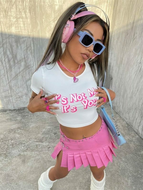 Y2K Slogan Crop Tee - It's You, Not Me - 2000s Text T-shirt - 90s Aesthetic Streetwear - Kawaii Girl Fashion