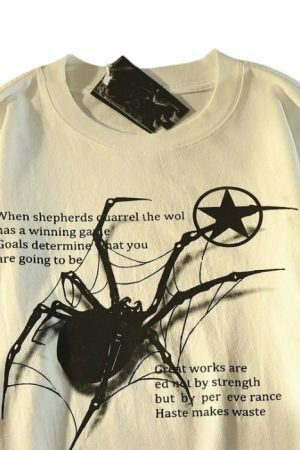 Y2K Spider Graphic Print T-Shirt for Streetwear and Harajuku Fashion