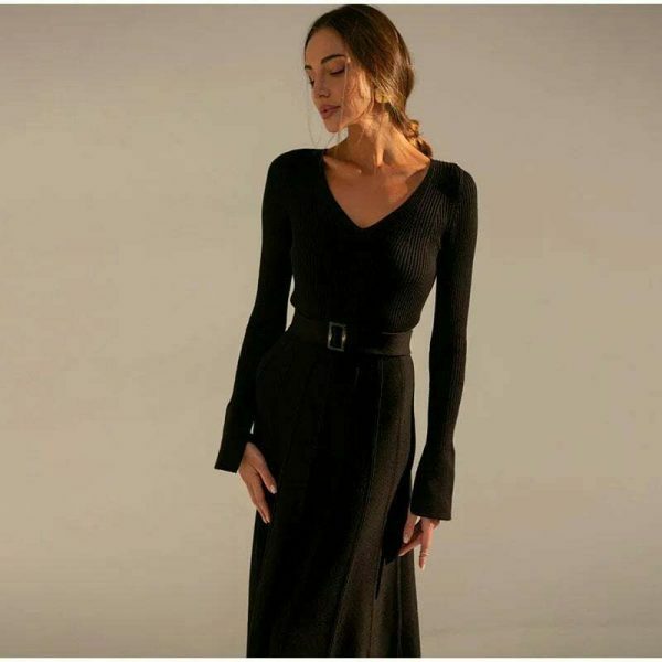 Y2K Streetwear Maxi Dress with Knitted Belt & Ribbed V-Neck