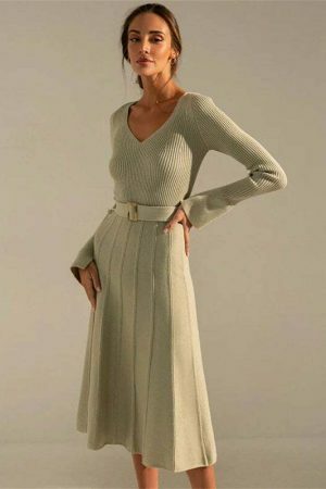 Y2K Streetwear Maxi Dress with Knitted Belt & Ribbed V-Neck