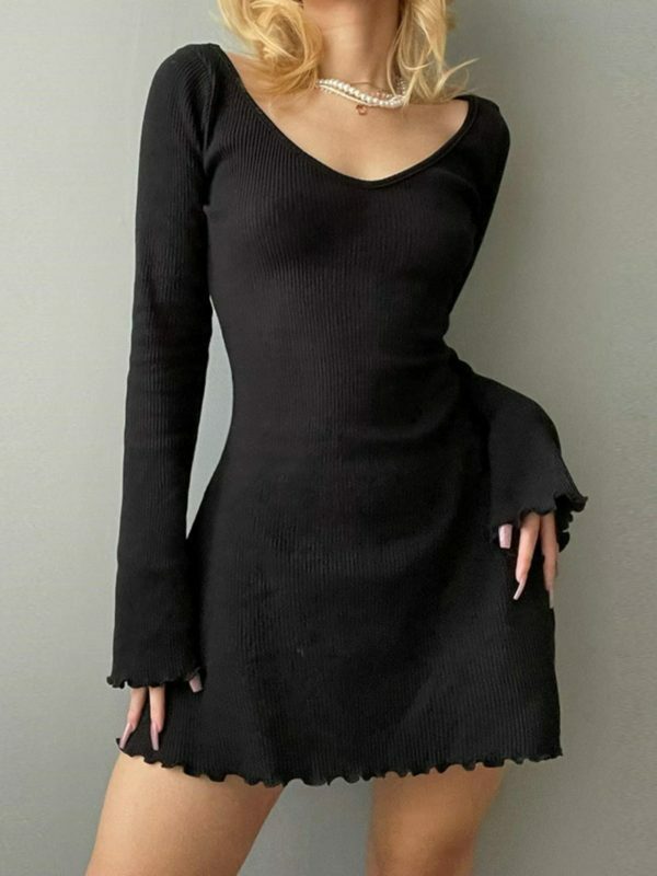 Y2K Streetwear V-Neck Irregular Hem Knit Dress Slim Fit