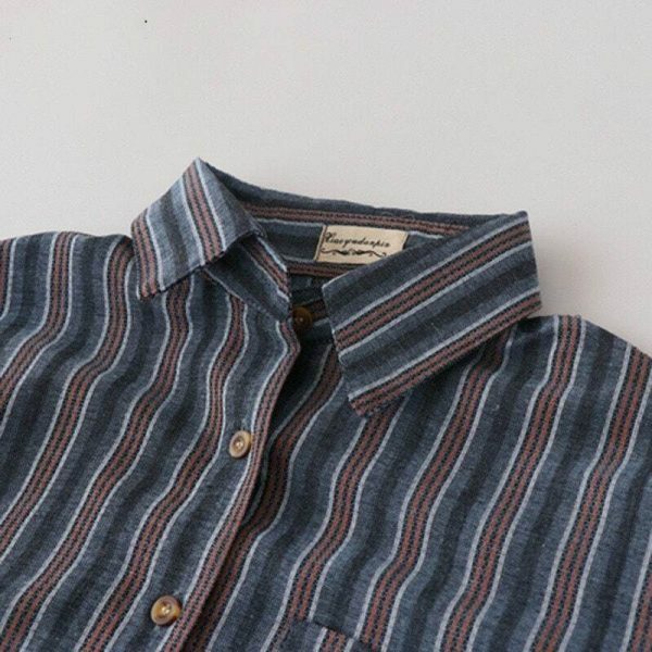 Y2K Striped Streetwear Shirt with Vintage Korean Design