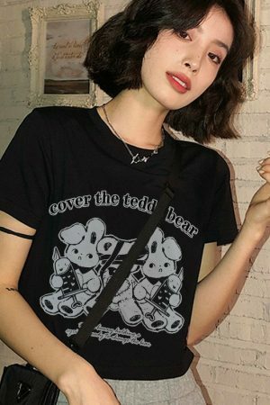 Y2K Teddy Bear Graphic White Crop Tee