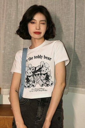 Y2K Teddy Bear Graphic White Crop Tee