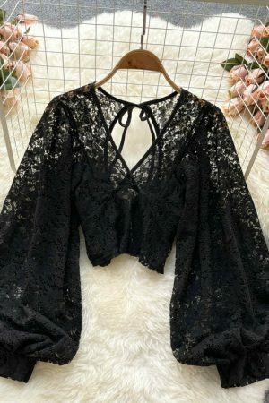 Y2K Vintage Lace Blouse with Lantern Sleeves