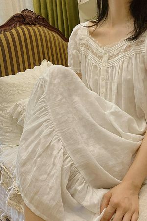 Y2K Vintage White Night Dress, Soft Cotton Sleepwear for Comfortable Sleep and Relaxing Evenings