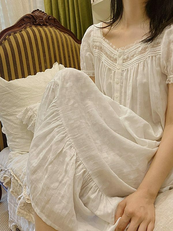 Y2K Vintage White Night Dress, Soft Cotton Sleepwear for Comfortable Sleep and Relaxing Evenings